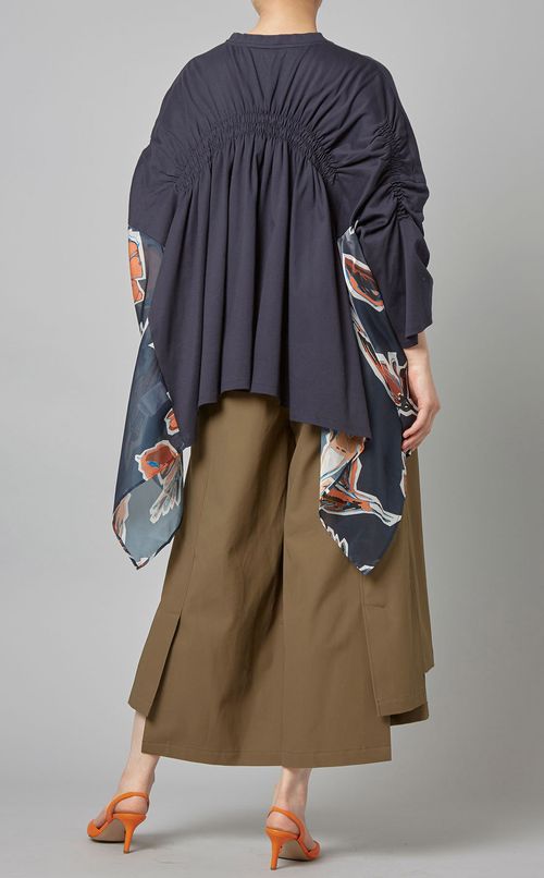 フラワープリントシャーリングプルオーバー