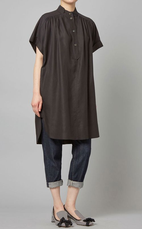 スタンドカラープルオーバーブラウス