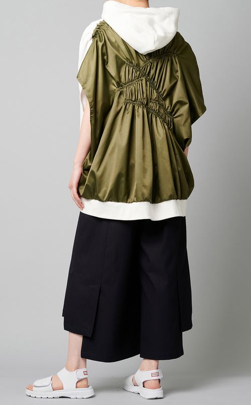 シャーリングコクーンフード付プルオーバー