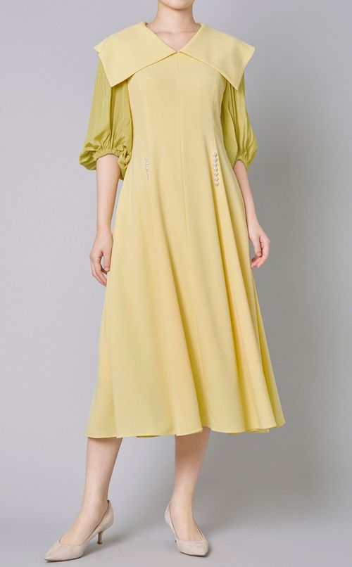 パール付オープンカラーワンピース