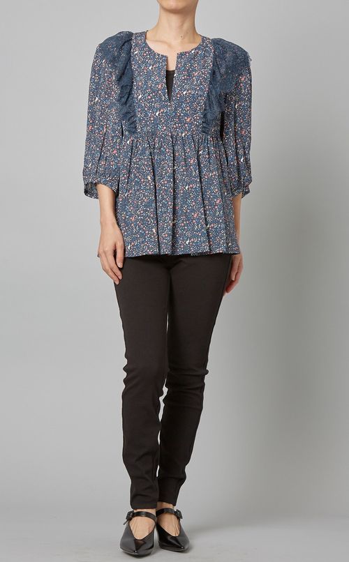 フロントレースプリントブラウス