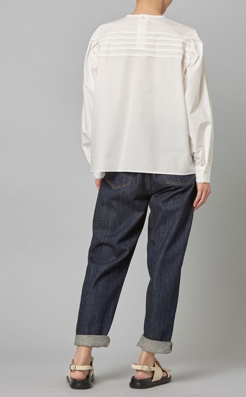 コットンタックブラウス