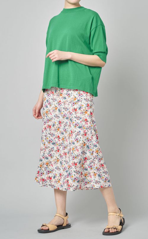 フラワープリントフレアロングスカート