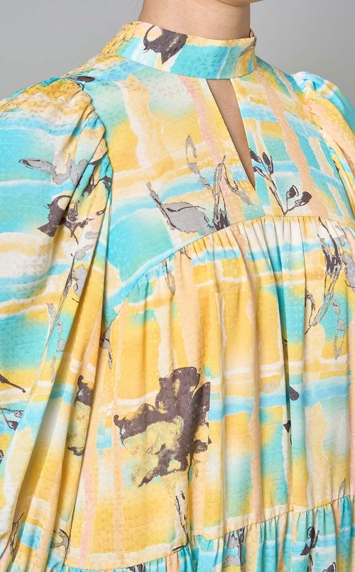 フラワープリントティアードワンピース