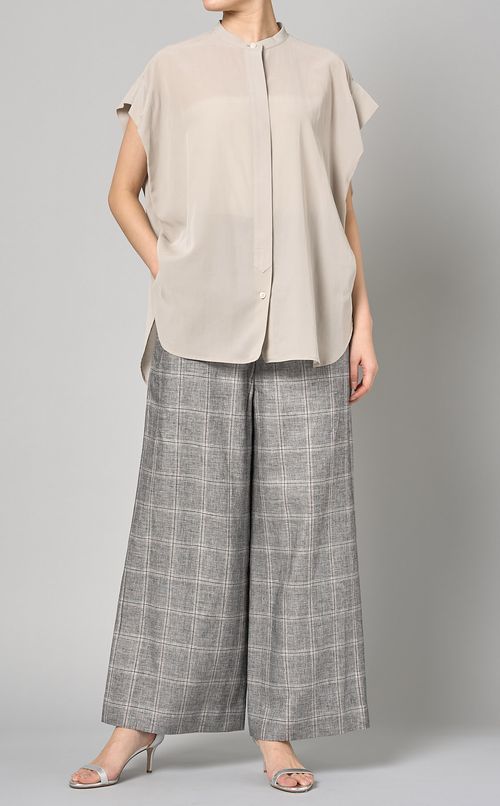 コットン混フレアブラウス