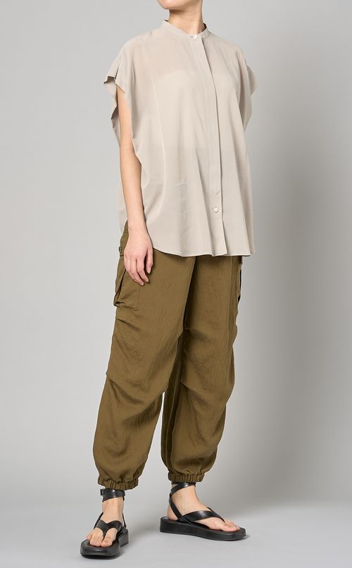 コットン混フレアブラウス