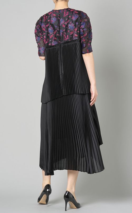 フラワージャガードプリーツワンピース