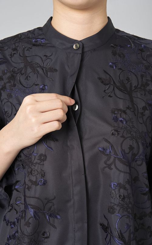 エンブロイダリータフタワンピース