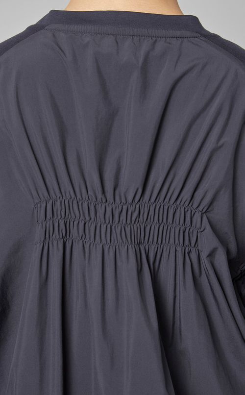 シャーリングデザインワンピース