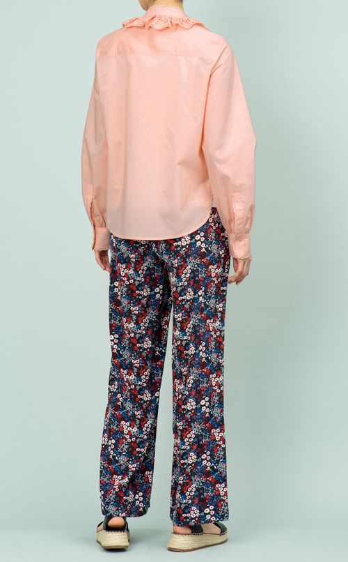 フロントフリルブラウス