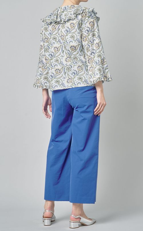 コッ卜ンプリントフリルブラウス