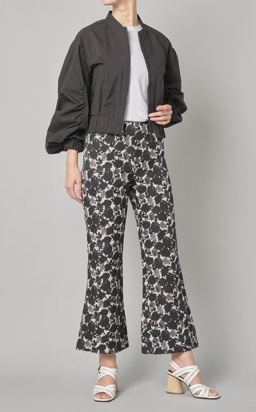 モノトーンフラワージャガードフレアパンツ