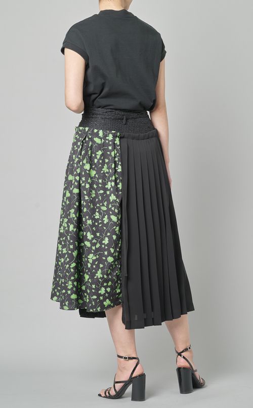 異素材プリーツラップスカート