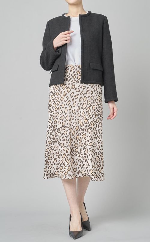 トナルツイードノーカラージャケット