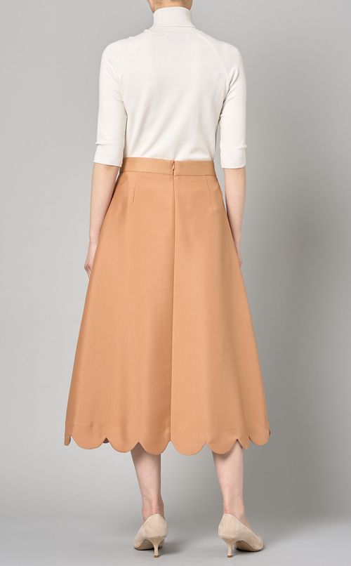 スカラップフレアスカート