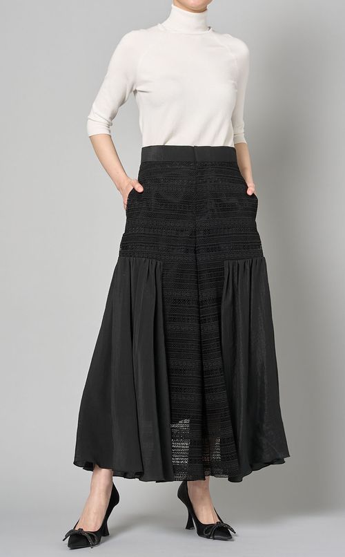 ストライプレースギャザーフレアパンツ