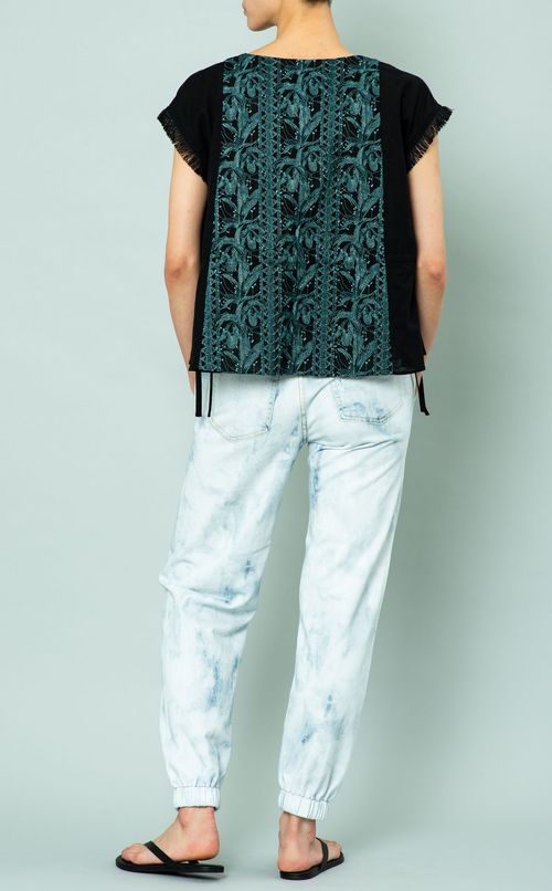 フラワーレースギャザーブラウス