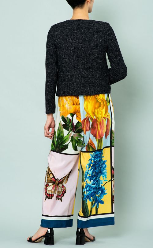 ノーカラーツイードジャケット