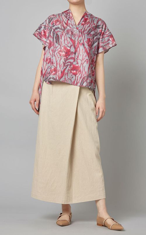 フラワープリントキーネックブラウス