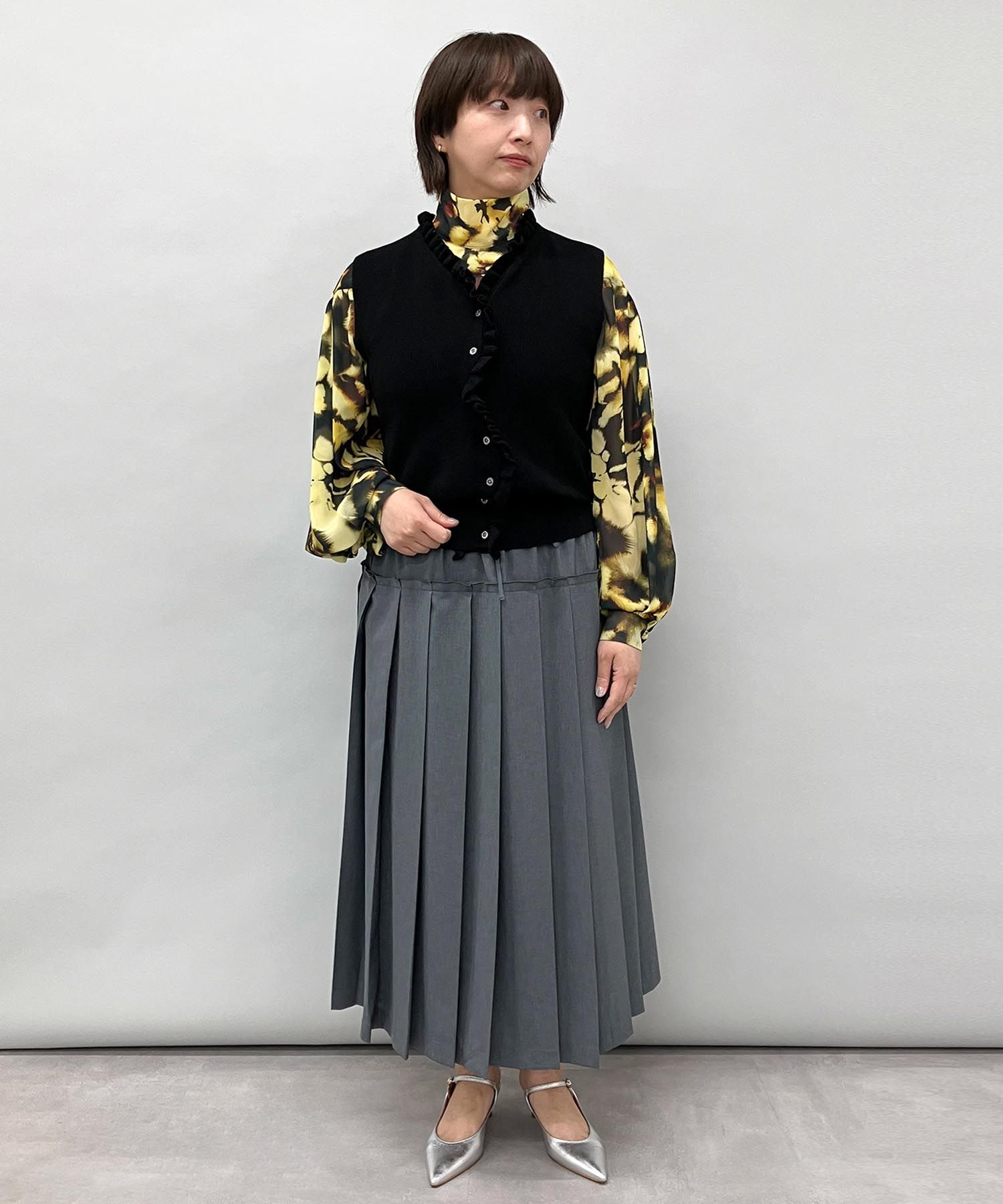 mila schon by chika kisada｜フリルトリムコットンニットベスト