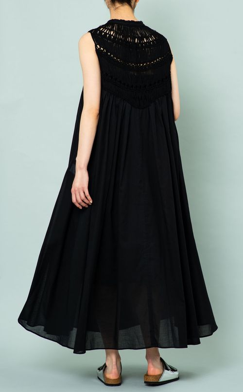 かぎ針編みフレアワンピース