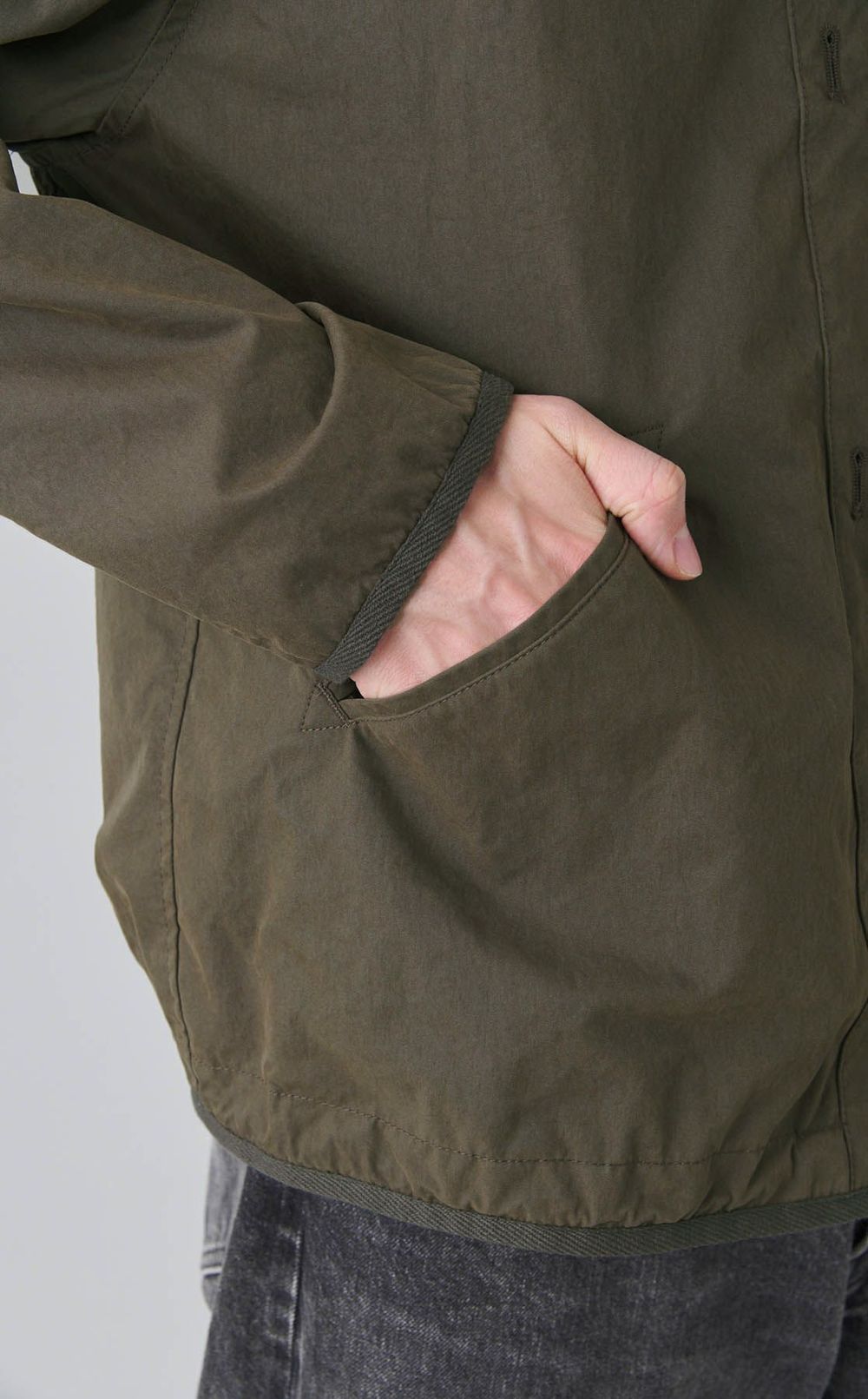 モダンライナージャケット