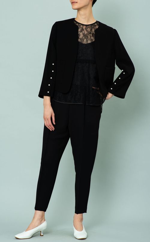 フロントタックスリムパンツ