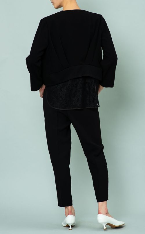 フロントタックスリムパンツ