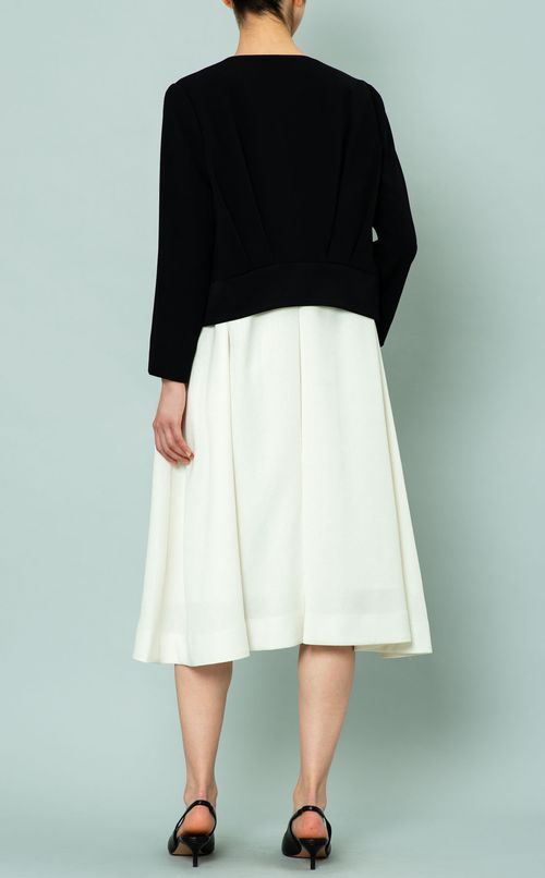 パール付ノーカラージャケット