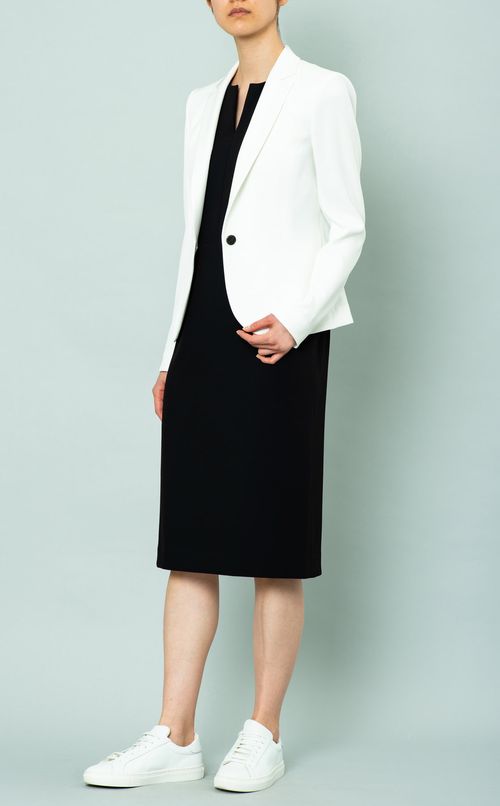 ストレッチテーラードジャケット