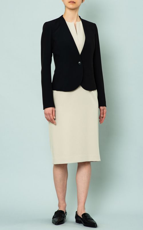 ストレッチノーカラージャケット