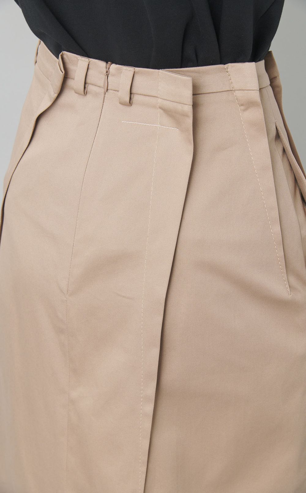 タックデザインスカート