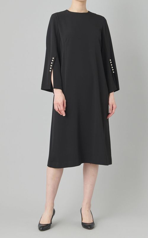 パール付きフレアワンピース