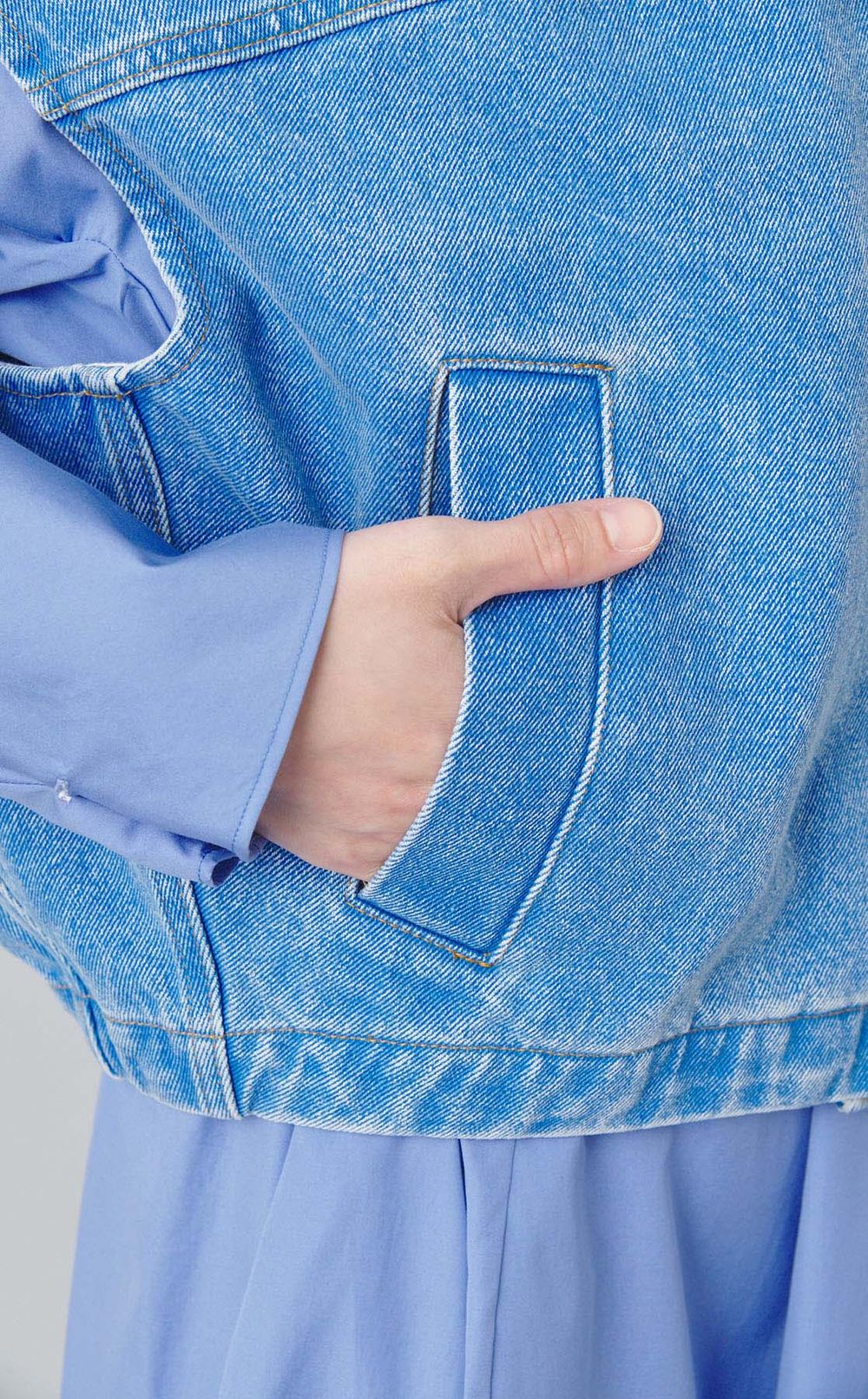 フラワーパッチデニムノースリーブブルゾン