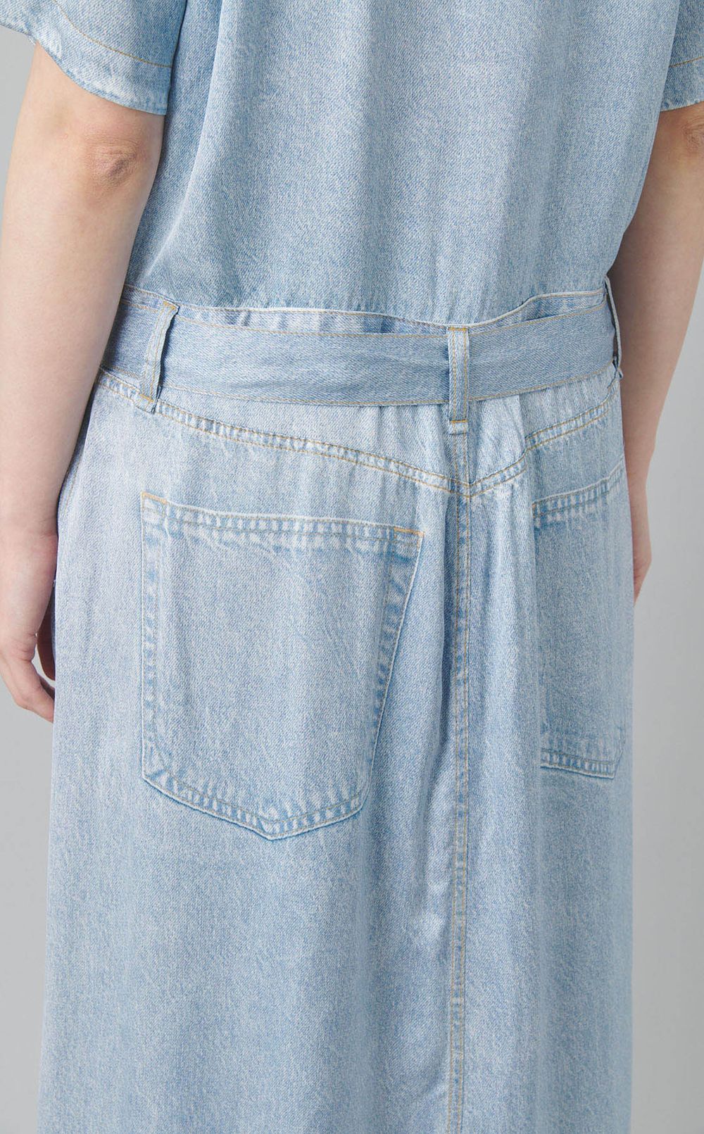 デニムプリン卜ベルテッドシャツワンピース