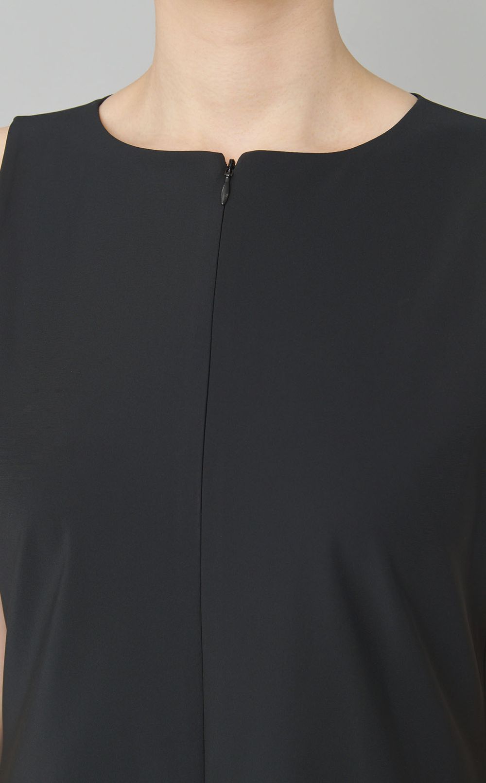 ノースリーブボートネックワンピース