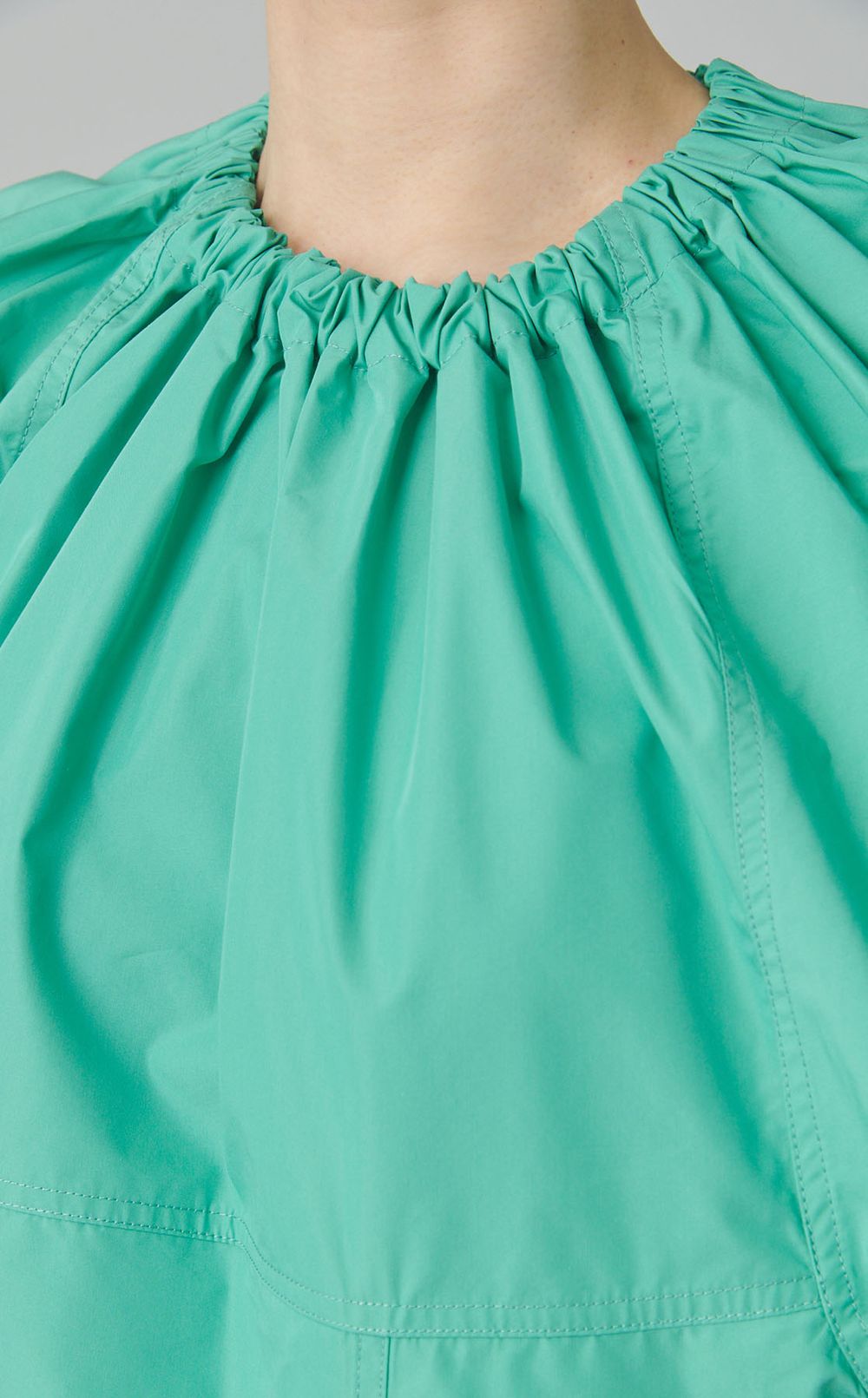 ボリュームスリーブギャザーブラウス