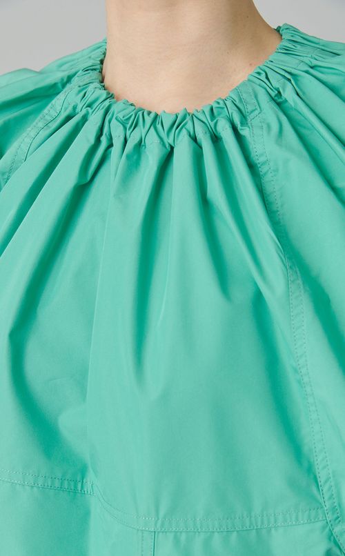 ボリュームスリーブギャザーブラウス