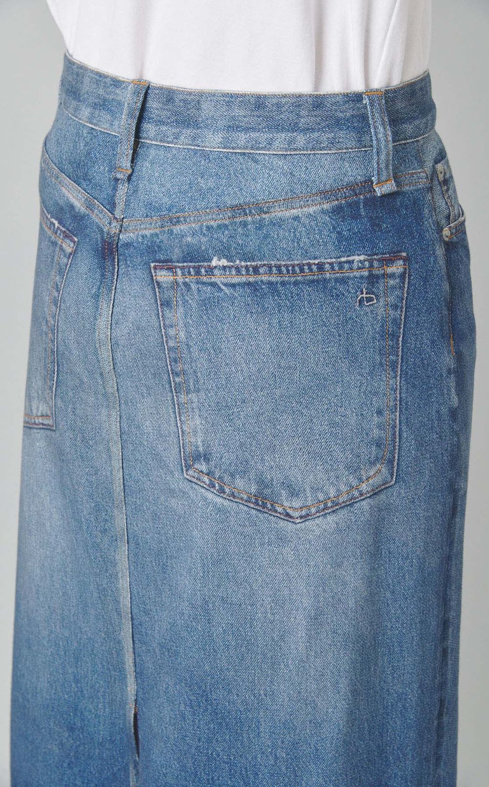 デニムプリントミディスカート