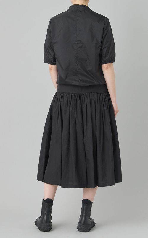 ハーフアップシアーブラウス