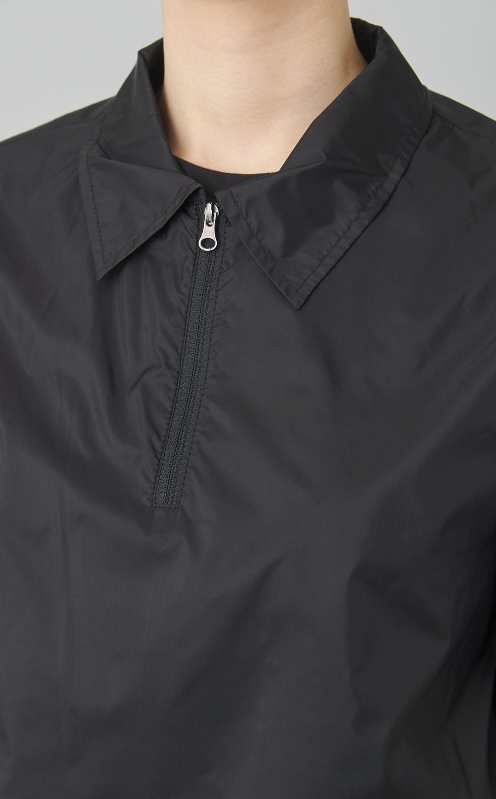 ハーフアップシアーブラウス