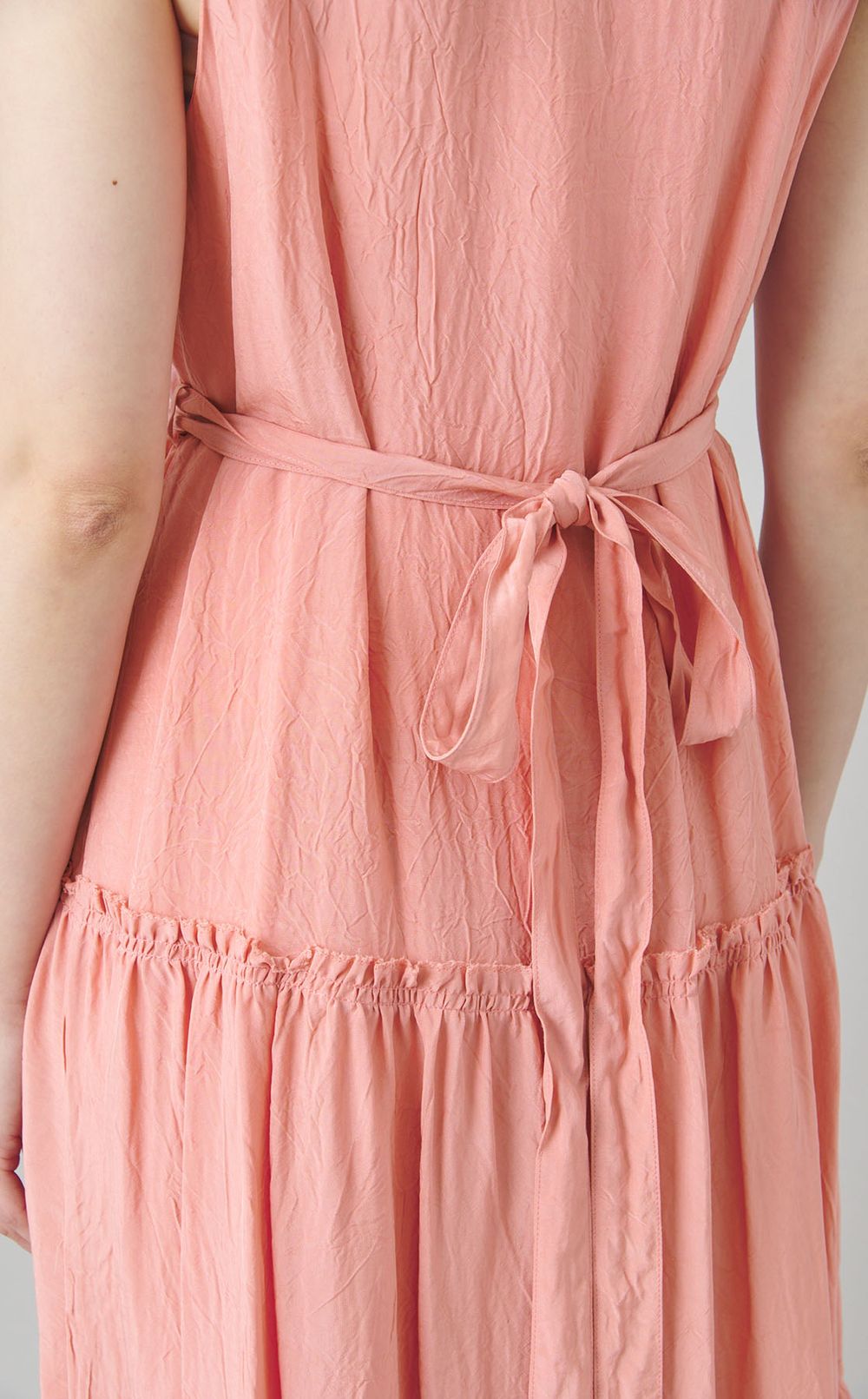 カシュクールネックベルテッドワンピース