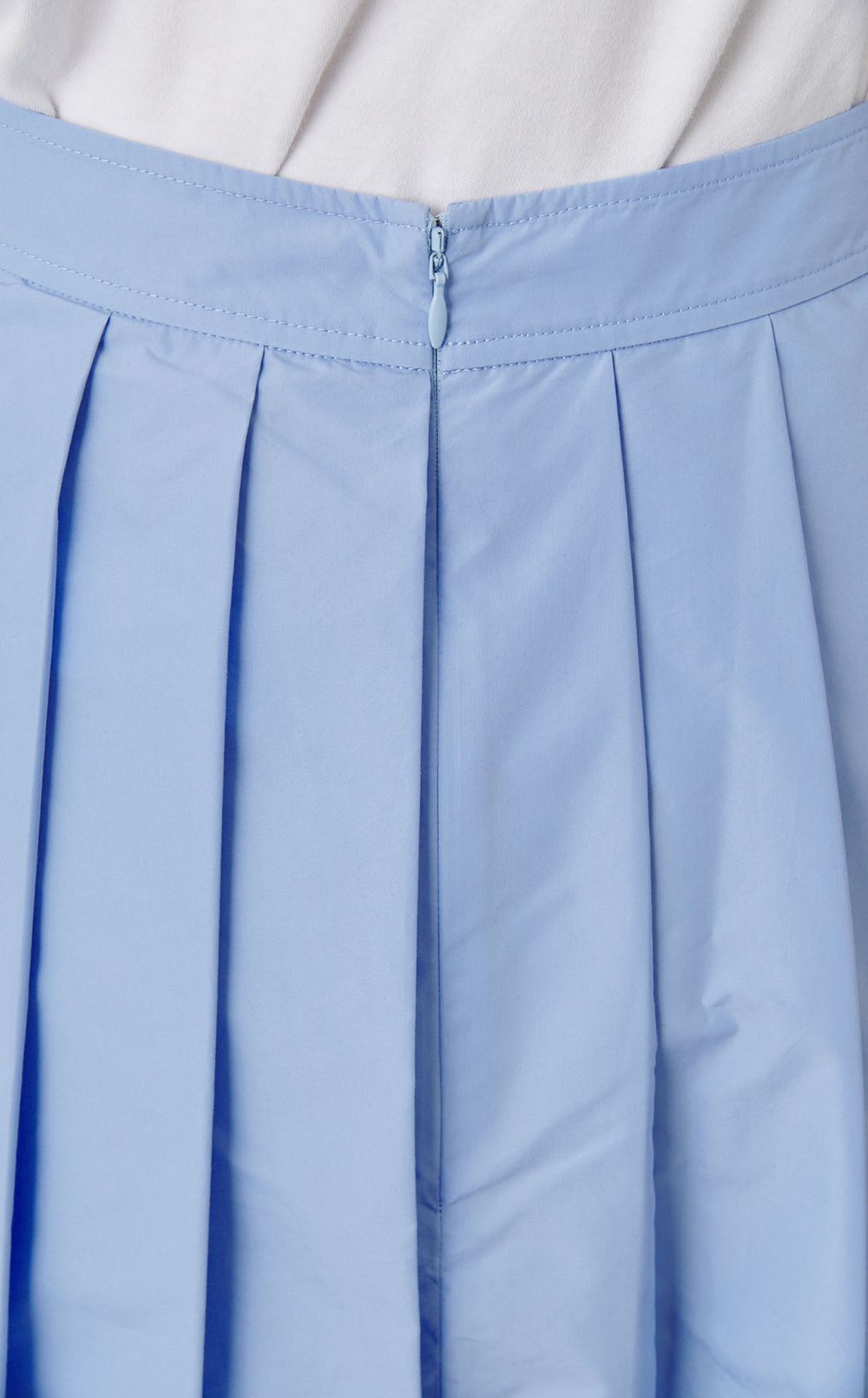 プリーツベルテッドスカート