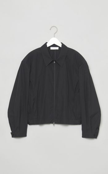 クロップドジップアップジャンパー