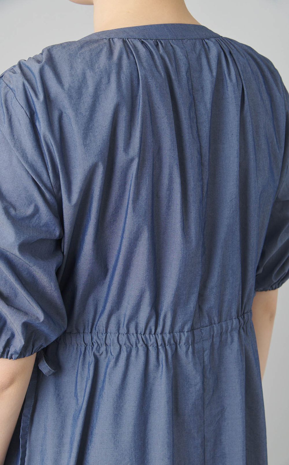 フィットアンドフレアギャザーワンピース