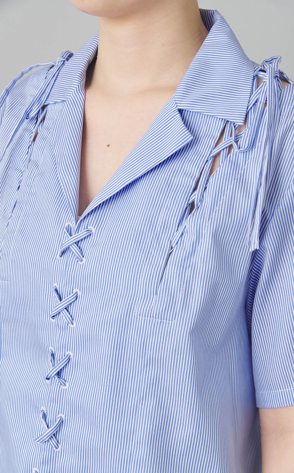 コットンレースアップストライプシャツ