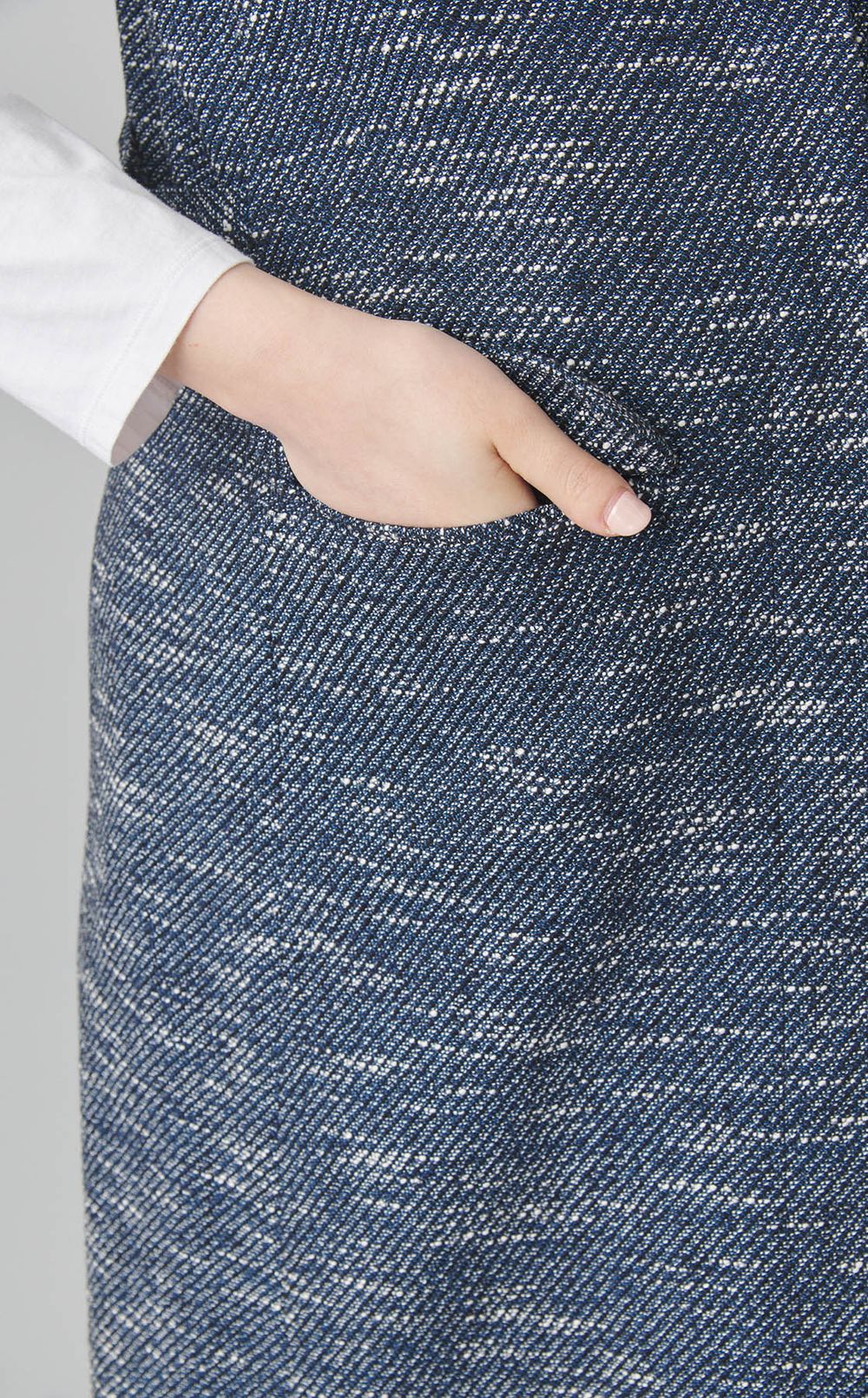 Vネックジレワンピース