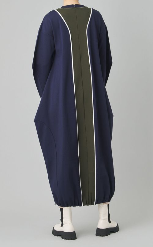 ウェーブラインポンチワンピース