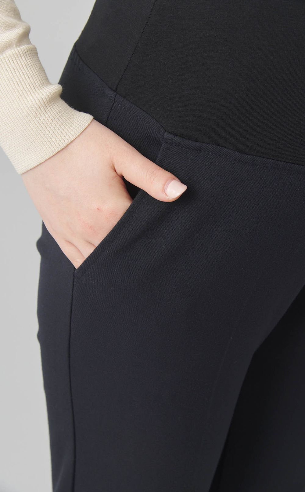 クロップドスティックパンツ