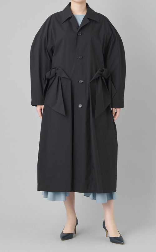 タイプライタークロスボウモチーフコート